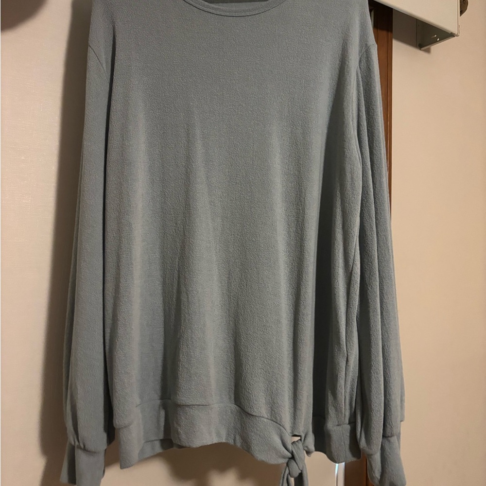 White Birch Gray Crew Neck Sweater Soft Knit Casual